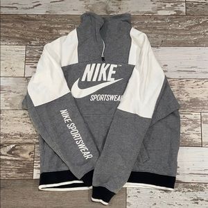 Nike Sweatshirt